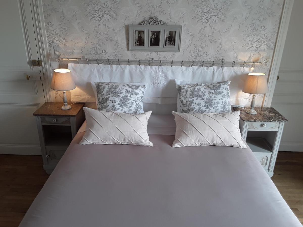 Le Manoir de Crisolles Bed & Breakfast Eksteriør bilde