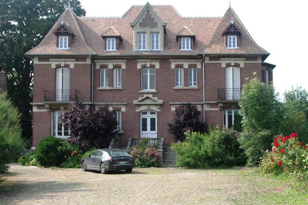 Le Manoir de Crisolles Bed & Breakfast Eksteriør bilde