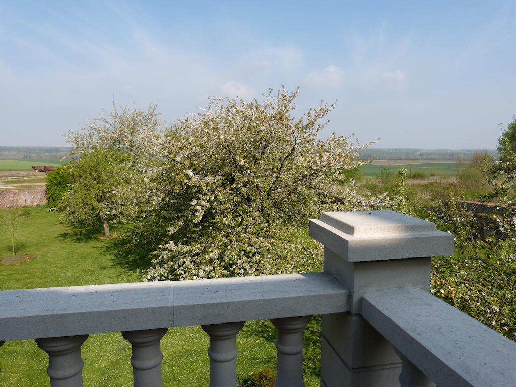 Le Manoir de Crisolles Bed & Breakfast Eksteriør bilde