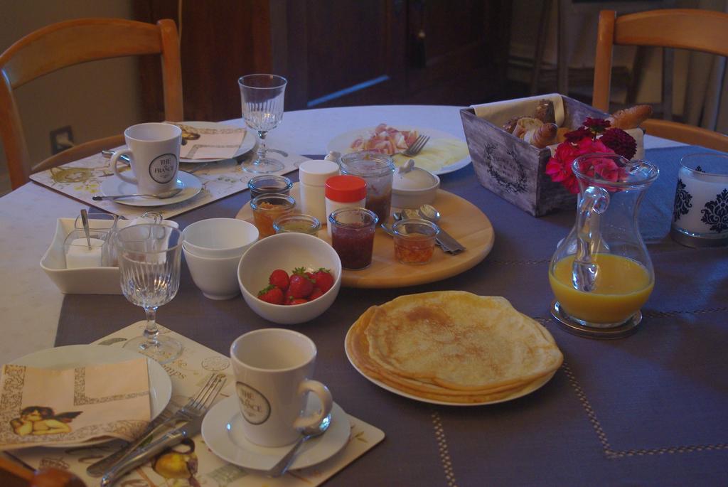 Le Manoir de Crisolles Bed & Breakfast Eksteriør bilde