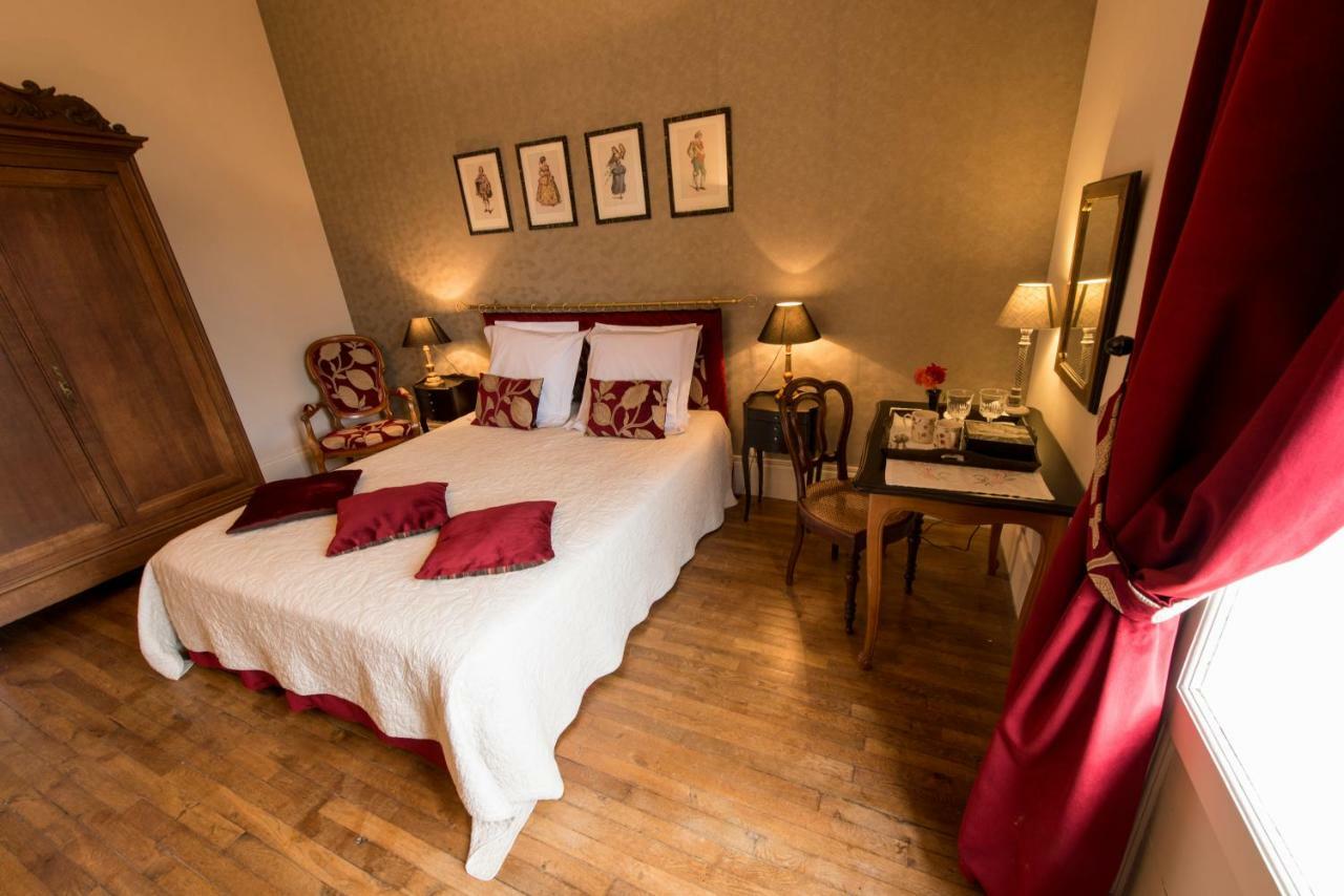 Le Manoir de Crisolles Bed & Breakfast Eksteriør bilde